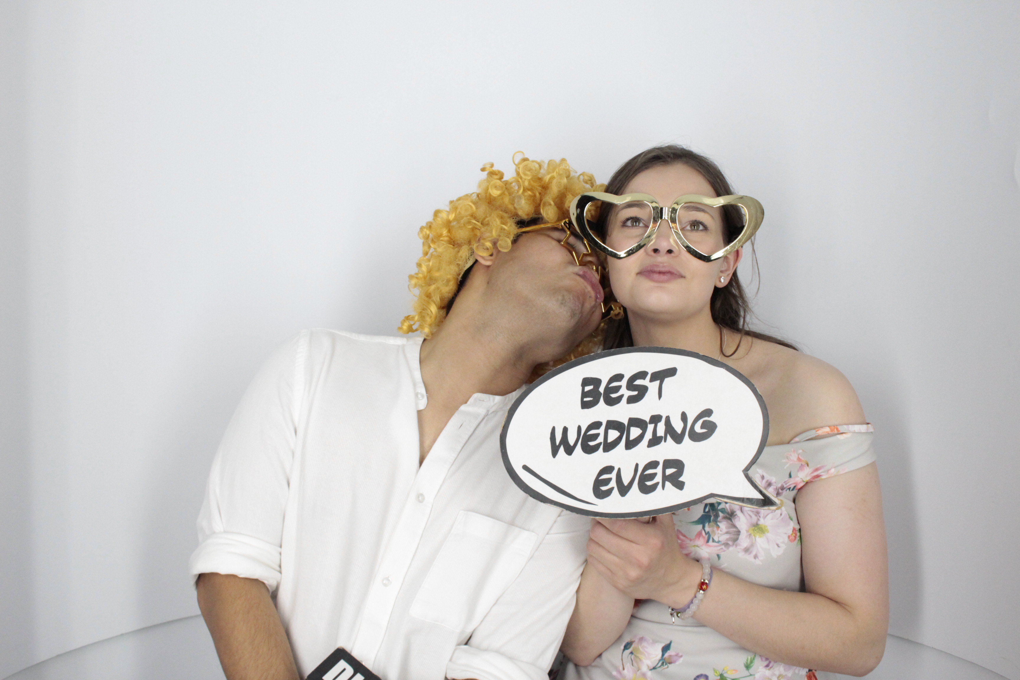Emma & Karl's Wedding | View more photos from the event at gallery.myphotoboothexperience.co.uk/u/MyPhotoBoothExperienceLtd/Emma-Karls-Wedding